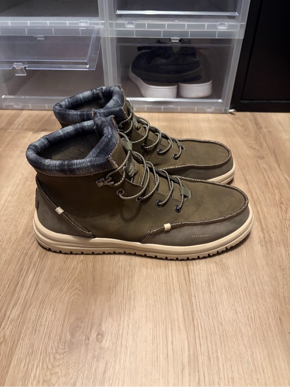 Men's Hey Dude Olive High-Top Casual Boots - Picture 1 of 3